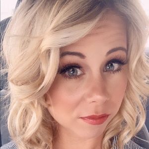 Meet your Posher, Cami